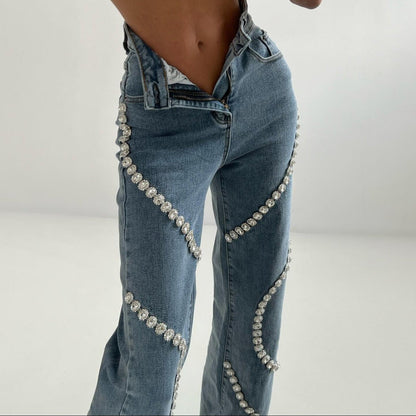 ELOÍSA | Damesjeans Met Steentjes En Rechte Pijp – Flatterend, Uniek & Comfortabel!