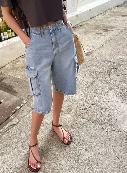 ELINA | Oversized Denim Shorts Voor Dames met Cargozakken – Baggy, Stoer en Comfortabel
