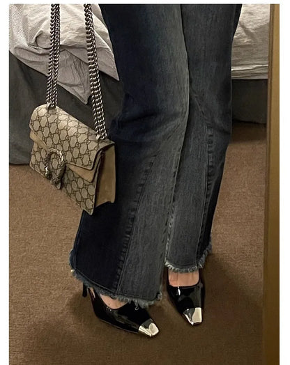 FEMKE | Slingback Hakken Van Patentleer Met Metalen Neus – Elegant, Gedurfd, Verfijnd