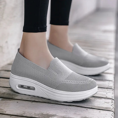 MAURA | Orthopedische Dames Slip-On Sneakers Met Dempende Zool – Licht, Ademend & Ideaal Voor Lange Dagen