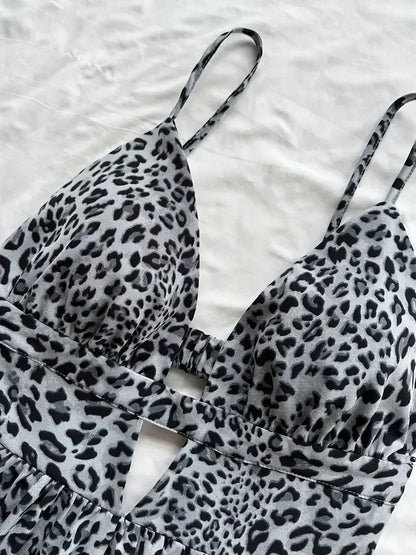 ENARA | Kort Damesjurkje Met Dierenprint & Geplooide Bandjes – Luchtig, Vrouwelijk & Perfect Voor Zomerse Outfits