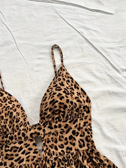 ENARA | Kort Damesjurkje Met Dierenprint & Geplooide Bandjes – Luchtig, Vrouwelijk & Perfect Voor Zomerse Outfits