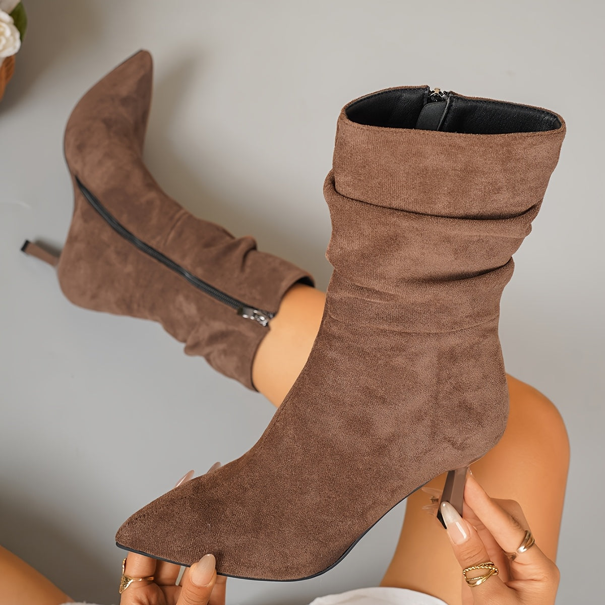 Elegante Slanke Dames Enkellaarsjes | Mid-High Plissé Boots Met Puntneus & Stiletto Hak