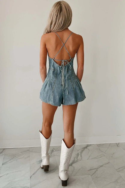 LUMA | Korte Dames Jumpsuit in Denimstijl met fijne bandjes – Fris, vrouwelijk en flatterend