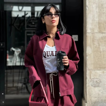 MIRELLA | Bordeaux Rode Damesjas Met Rits – Stijlvol, Modern & Perfect als Tussenjas