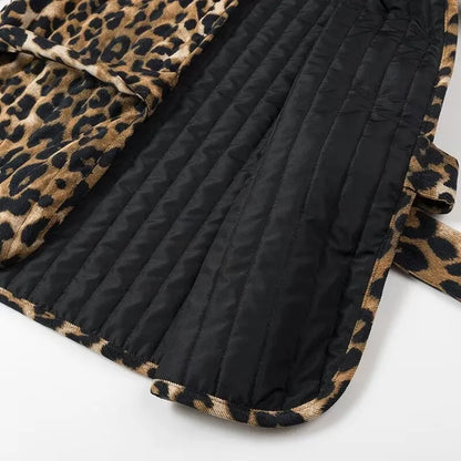 LINA | Dames Gilet met Luipaardprint en Striksluiting – Trendy, Speels, Comfortabel