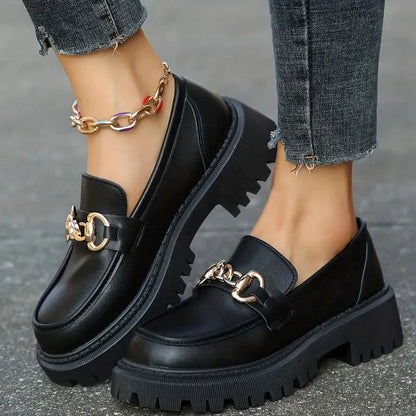 FAE | Comfortabele Zwarte Chunky Loafers Voor Dames Met Gouden Detail - Stevig & Modieus
