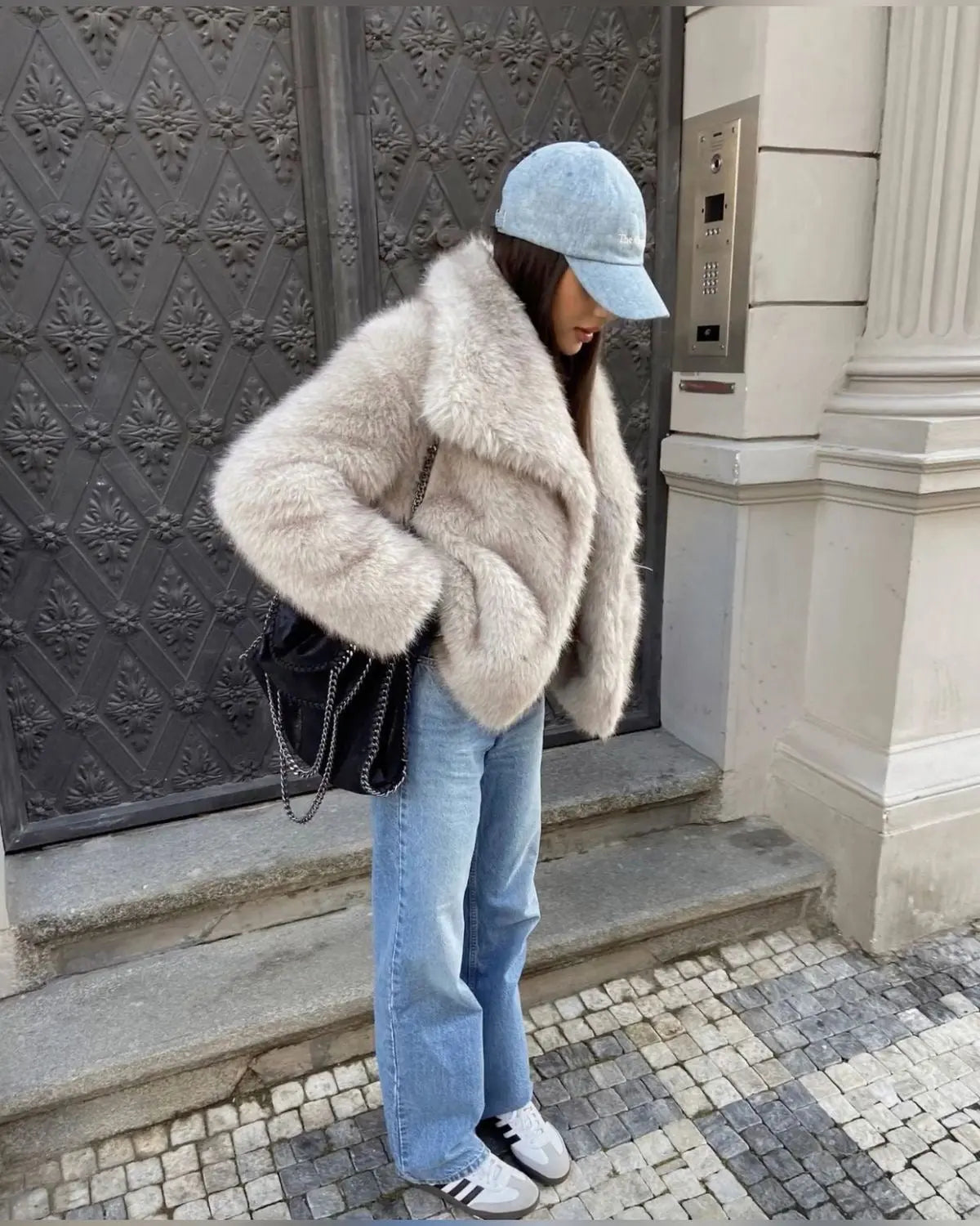 Luxe Pluizige Kunstbont Jas | Warmte, Volume En High-End Glamour