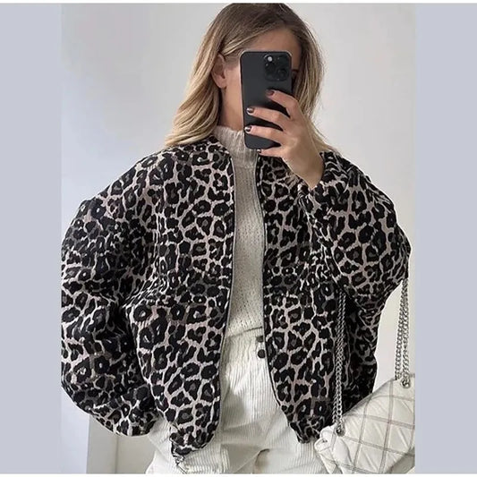 JINORA | Luipaard Print BomberJas Voor Dames - Gedurfd & Elegant