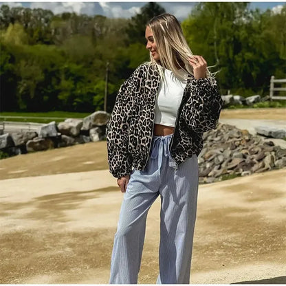 JINORA | Luipaard Print BomberJas Voor Dames - Gedurfd & Elegant