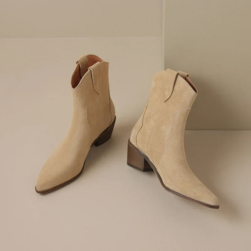 Elegante Suède Cowboylaarzen Met Lage Hak | Stijlvolle Everyday Western Look