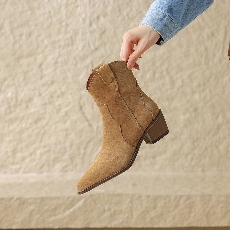 Elegante Suède Cowboylaarzen Met Lage Hak | Stijlvolle Everyday Western Look