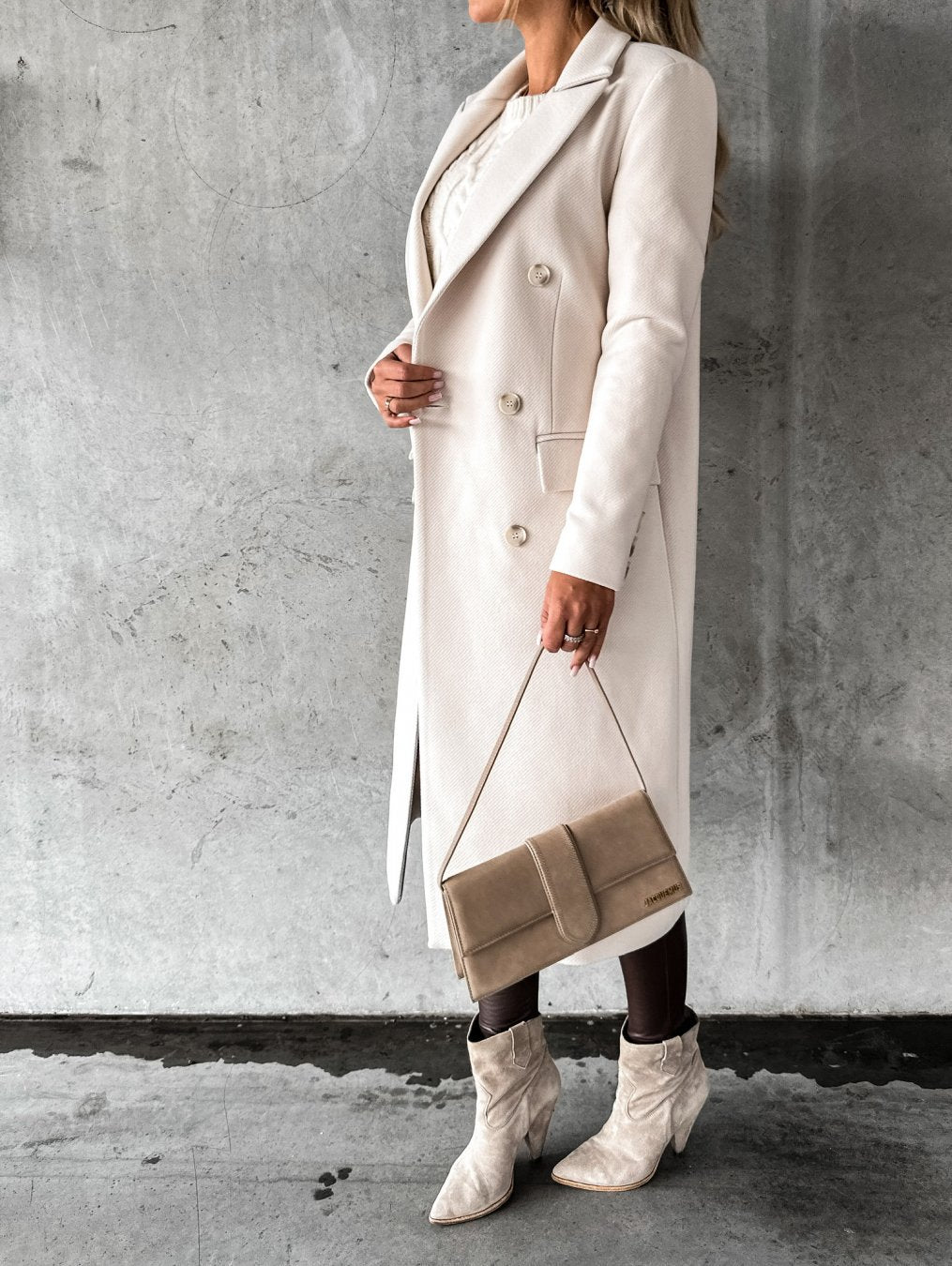 Lange Elegante Wintermantel | Luxe Warmte, Slanke Pasvorm & Tijdloze Klasse