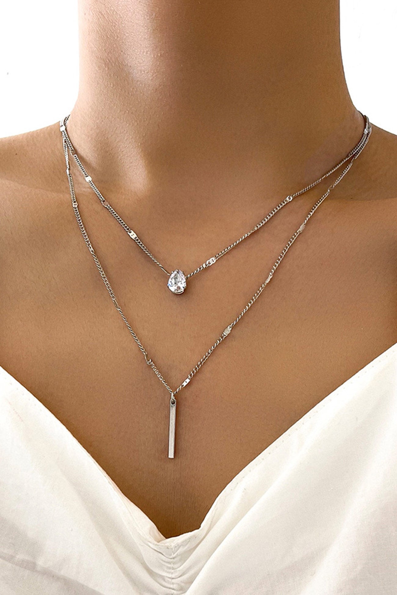 KATE | Gelaagde Dames Ketting Met Strass Kwastje En Elegante Hanger – Verfijnde Glamour Met Een Moderne Twist
