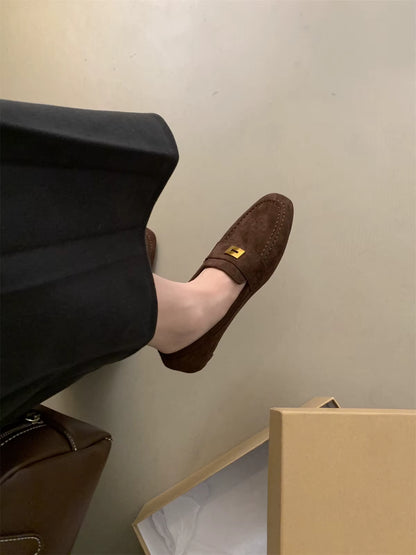LINA | Lichtgewicht Britse Suède Dames Loafer – Klassiek, Comfortabel & Tijdloos Voor Elke Gelegenheid