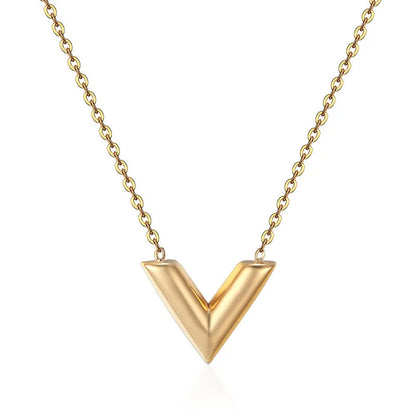 LOUIS | Gouden Sieradenset met V-Detail – Tijdloze Luxe voor Elke Gelegenheid