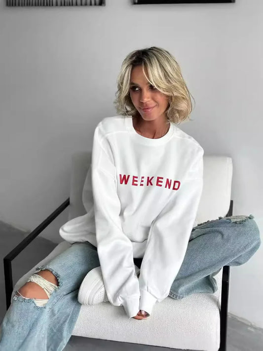 LINA | Oversized Dames Sweater Met “WEEKEND” Print – Casual, Comfortabel & Ideaal Voor Relaxmomenten