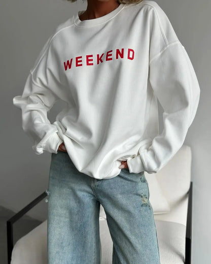 LINA | Oversized Dames Sweater Met “WEEKEND” Print – Casual, Comfortabel & Ideaal Voor Relaxmomenten