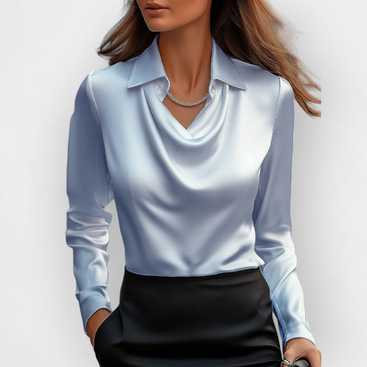 Elegante Satijnen Blouse Met Watervalhals | Luxe Glans En Vrouwelijke Elegantielijn