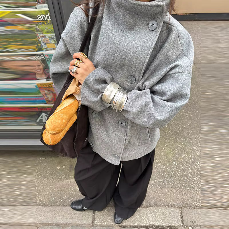 Urban Wool Coat | Luxe Wollen Korte Damesjas Met Knopen – Elegant, Warm & Perfect Voor Herfst & Winter