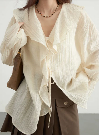 LEONA | Luchtige Dames Blouse met Ruffle Kraag – Luchtige Zomerstijl met Romantische Flair