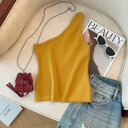MILOU | Asymmetrische Top Met Wokkel-Detail – Modern, Elegant & Perfect Voor Elke Dag