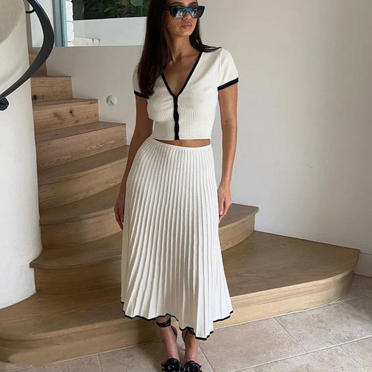LORENA | Twee-Delige Dames Rokset Met V-Hals Crop Top En Geplooide Rok – Elegant, Vrouwelijk, Zomers
