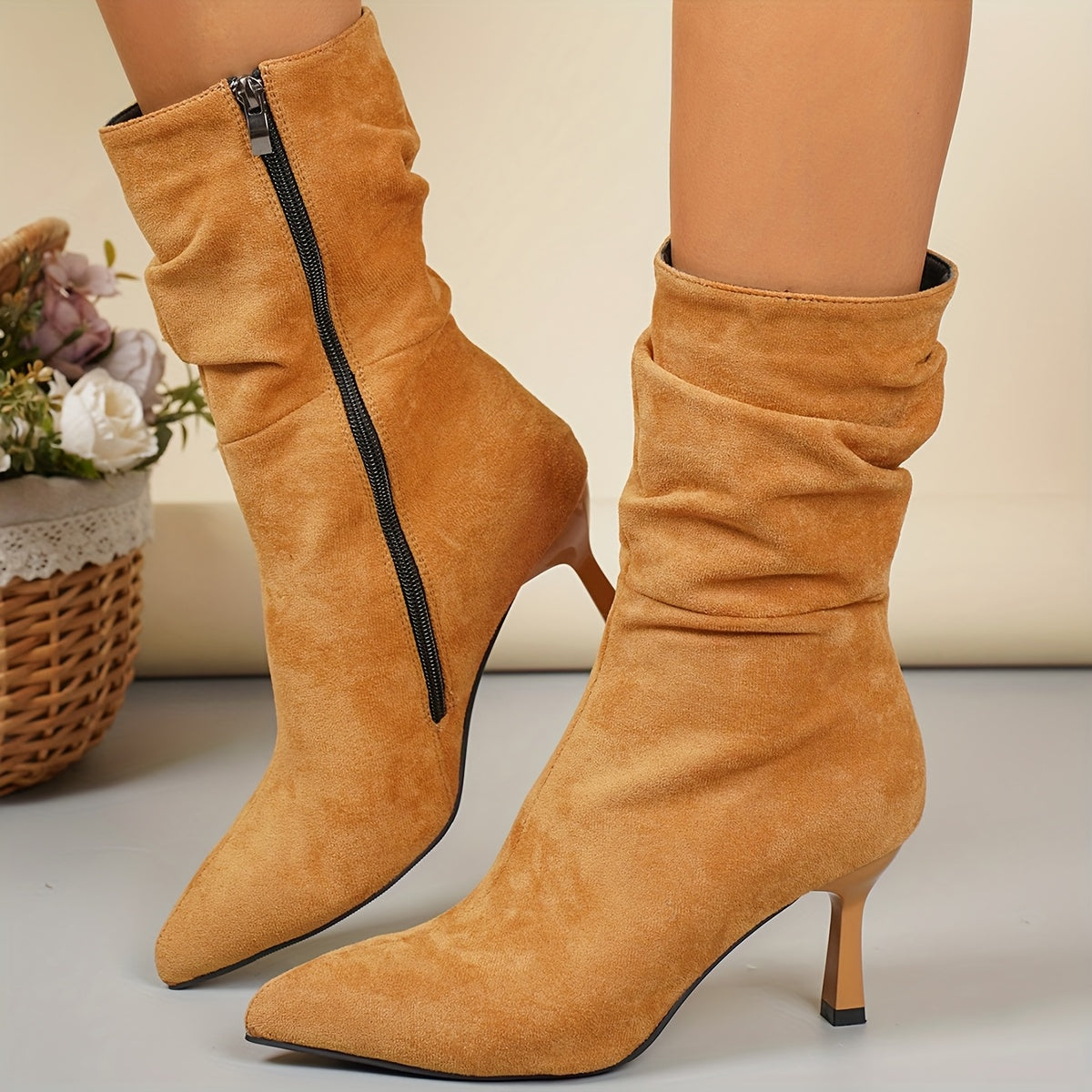 Elegante Slanke Dames Enkellaarsjes | Mid-High Plissé Boots Met Puntneus & Stiletto Hak