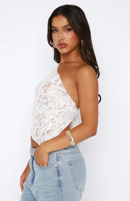 AYLA | Lace One Shoulder Top – Romantisch, Zomers & Uniek