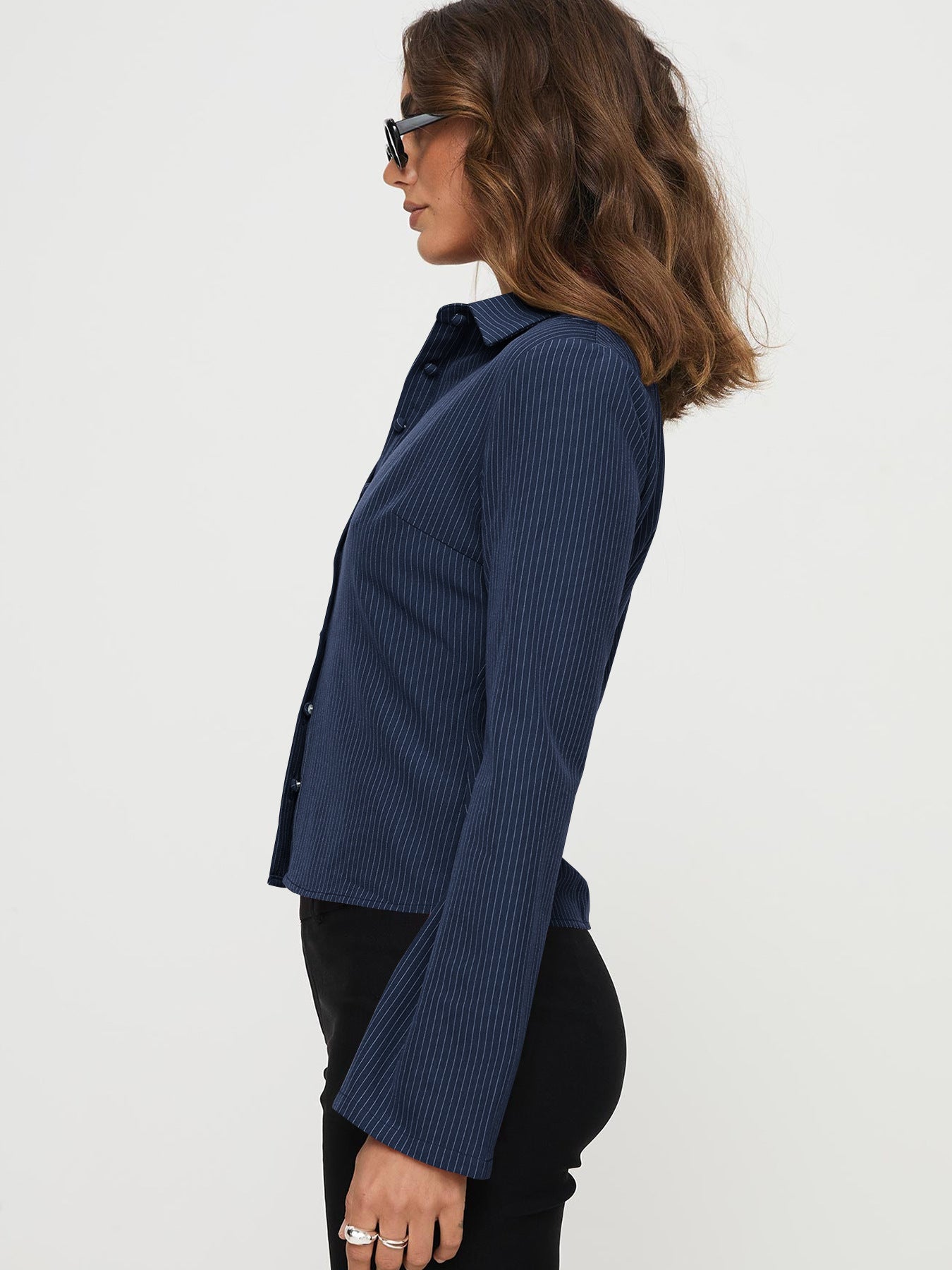 VIOLET | Flared Cuff Blouse – Elegant, Chic & Tijdloos