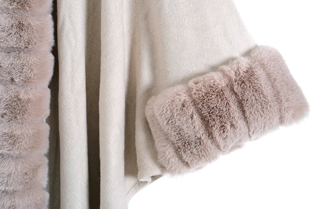 Luxe Faux Fur Vest Voor Dames | Mid-Length Poncho Met Bontkraag & Kwastdetails