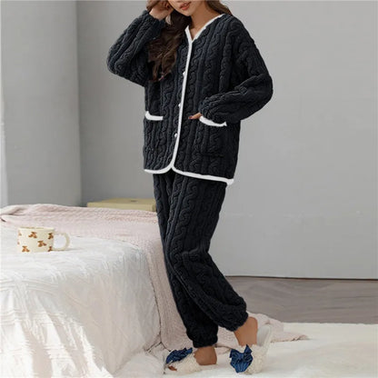 Dames Pyjama-Set | Klassiek, Stijlvol, Warm En Tijdloos Voor De Winter