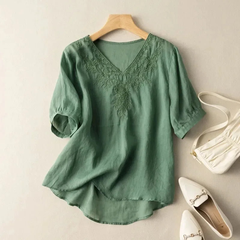 NATALIA | Geborduurde Linnen Dames Blouse met V-Hals – Luchtig, Boho & Elegant