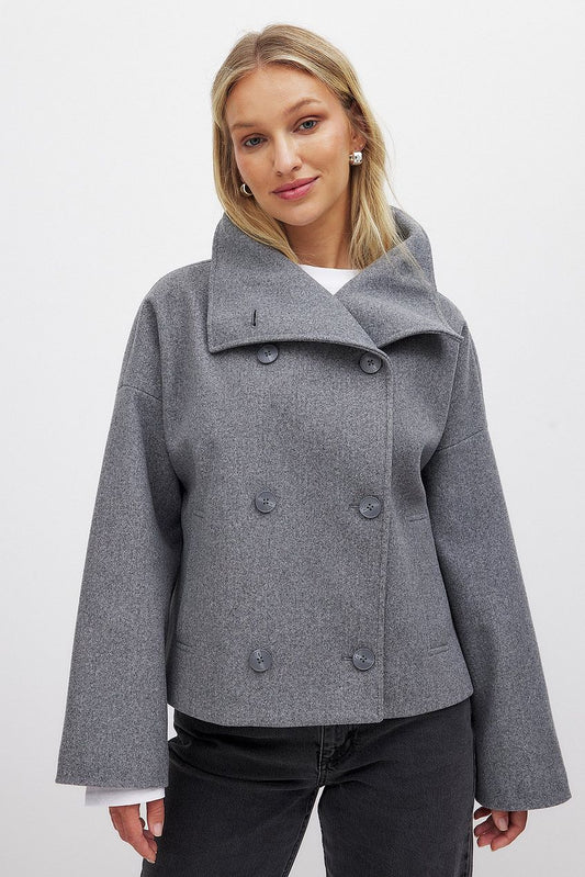 ELISE | Luxe Wollen Korte Damesjas Met Knopen – Elegant, Warm & Perfect Voor de Herfst & Winter