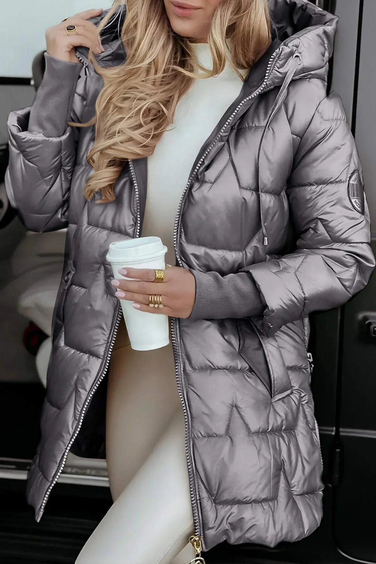 Gewatteerde Dames Winterjas Met Capuchon | Warmte, Bescherming & Luxe Look