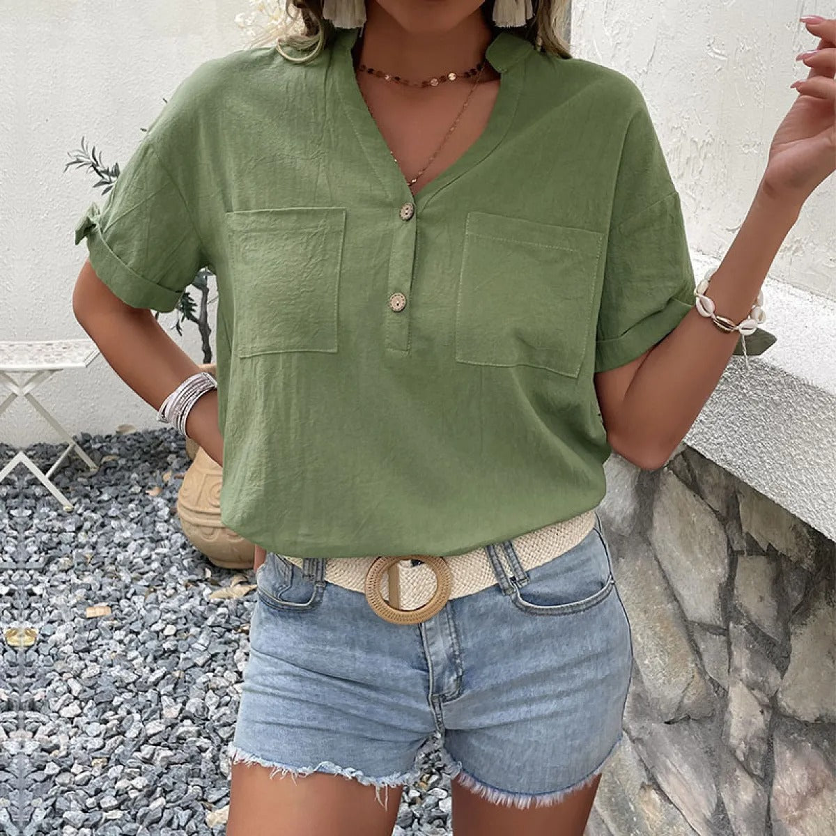 TERESA | Casual Linnen Dames Blouse – V-Hals Met Korte Mouw & Sierknopen