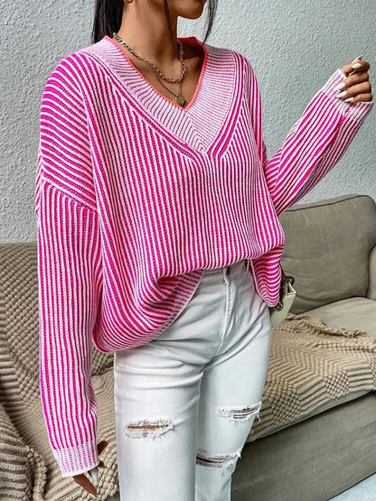 AYUMI | Comfortabele Dames Trui met Streeppatroon & V Hals Design