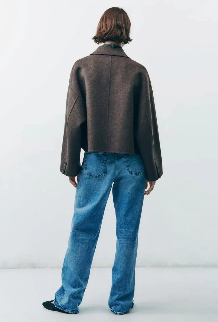 Korte Wolmix Mantel Met Luxe Afwerking | Warmte, Comfort & Tijdloze Stijl