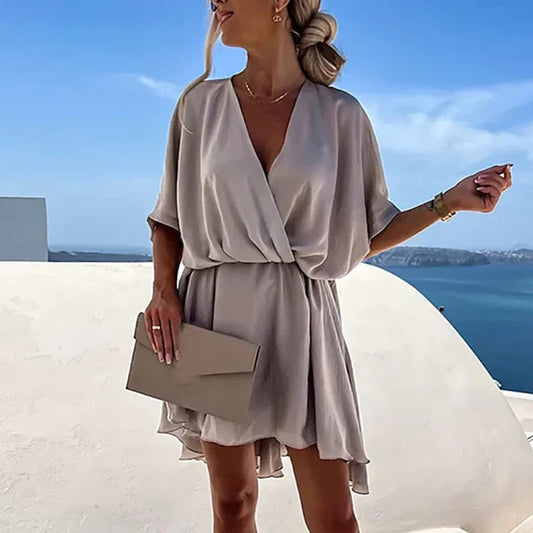 GITA | Chique Mini Jurk Voor Dames Met V-Hals - Zomers, Elegant & Luxe