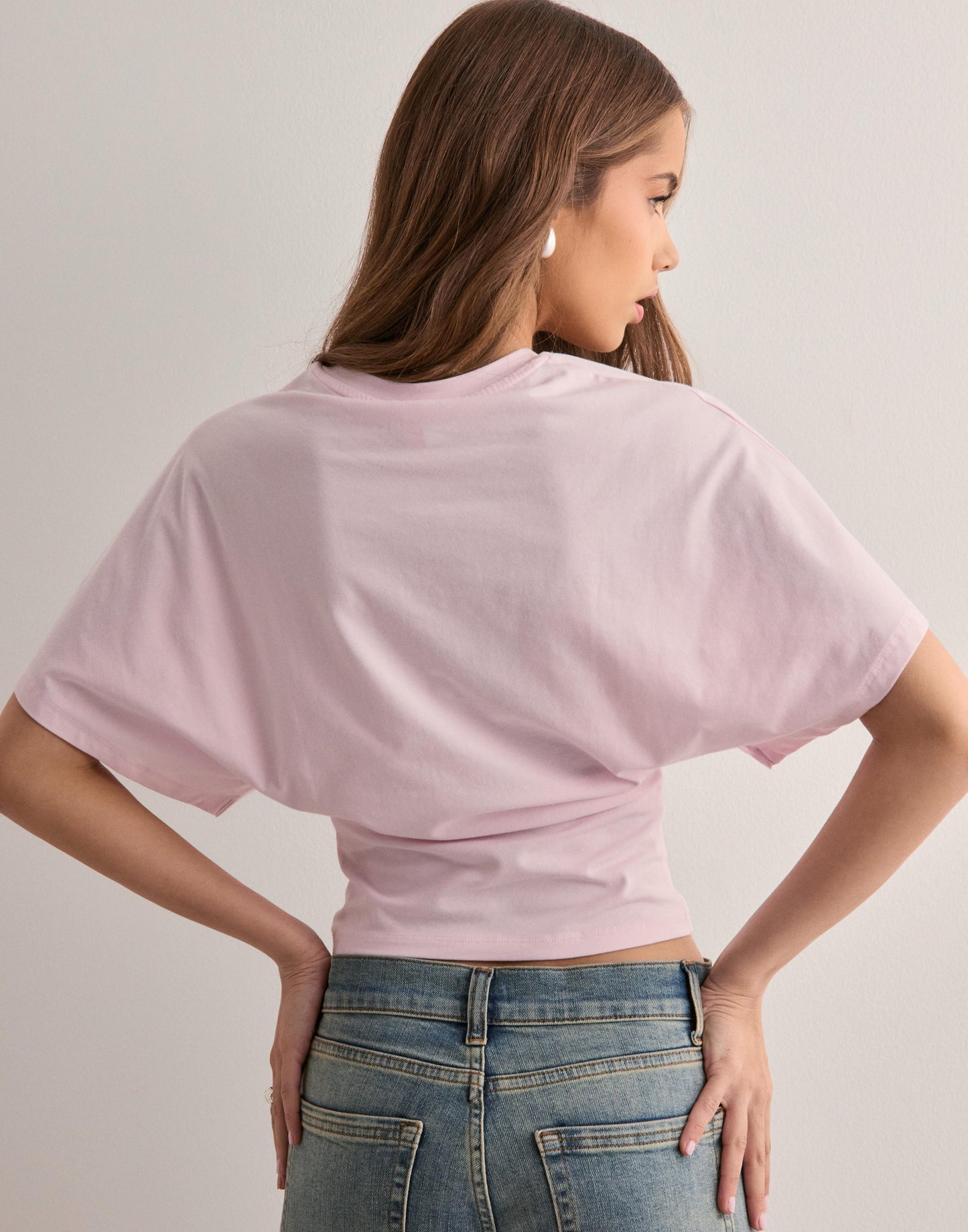Wide Sleeve Icon Top | Trendy Oversized Look Met Luxe Pasvorm