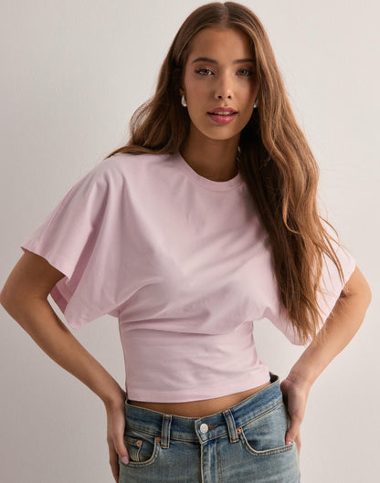 Wide Sleeve Icon Top | Trendy Oversized Look Met Luxe Pasvorm
