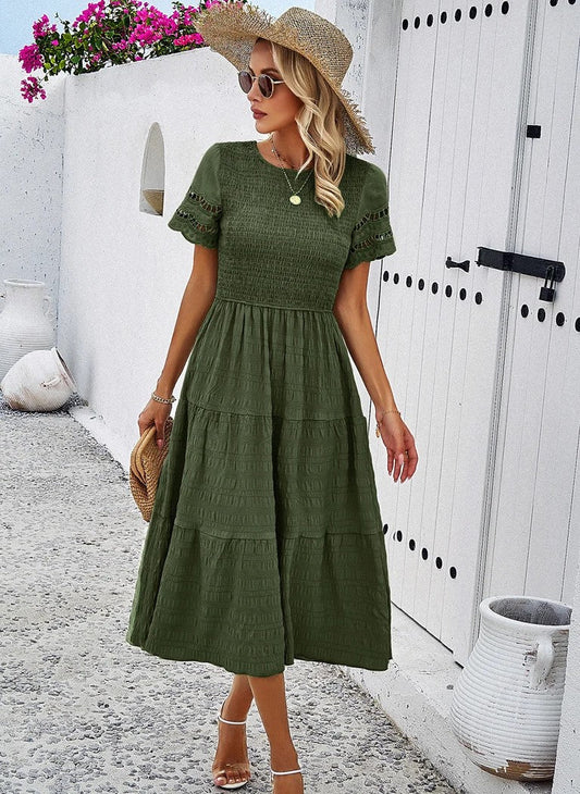 NOEMI | Luchtige Midi Jurk Met Smockdetail En Korte Mouwen – Comfortabel, Romantisch, Vakantieproof