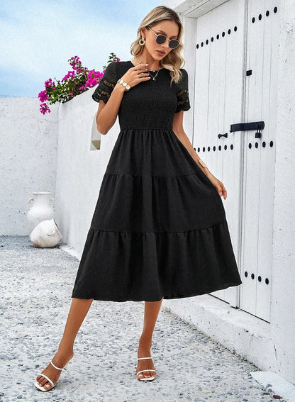 NOEMI | Luchtige Midi Jurk Met Smockdetail En Korte Mouwen – Comfortabel, Romantisch, Vakantieproof